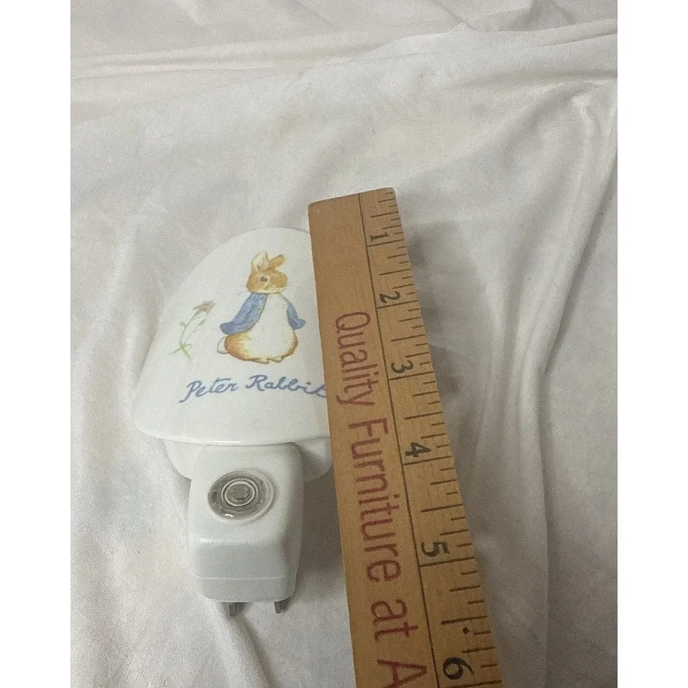 Eden Beatrix Potter Peter Rabbit Automatic Night Light Light Sensor Vintage 1995